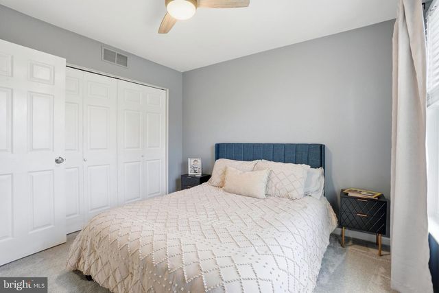 930 RED COAT FARM DR, Chalfont, PA 18914