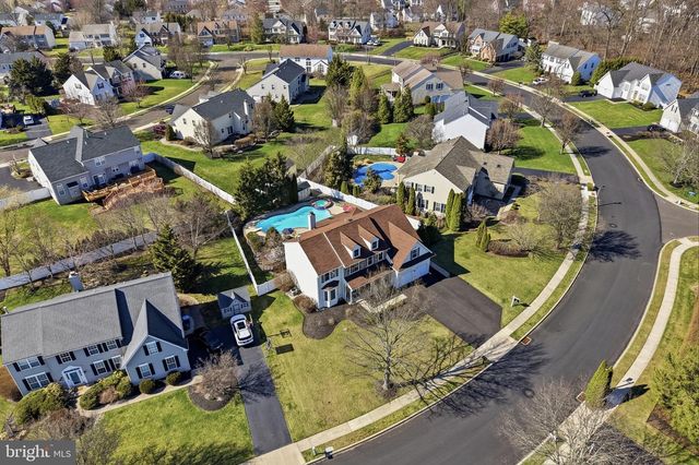 930 RED COAT FARM DR, Chalfont, PA 18914