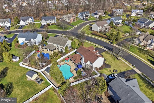 930 RED COAT FARM DR, Chalfont, PA 18914