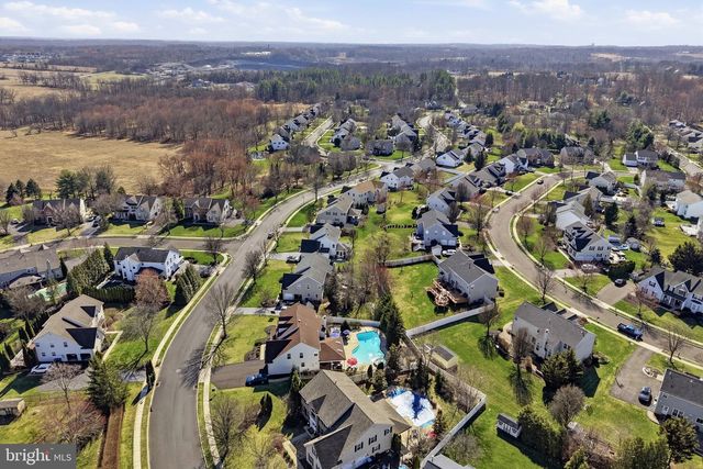 930 RED COAT FARM DR, Chalfont, PA 18914