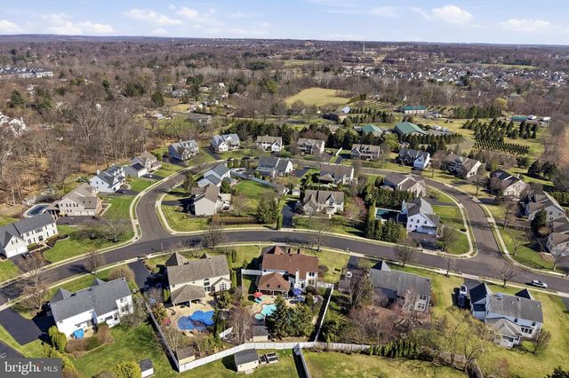 930 RED COAT FARM DR, Chalfont, PA 18914