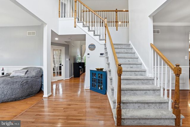 930 RED COAT FARM DR, Chalfont, PA 18914