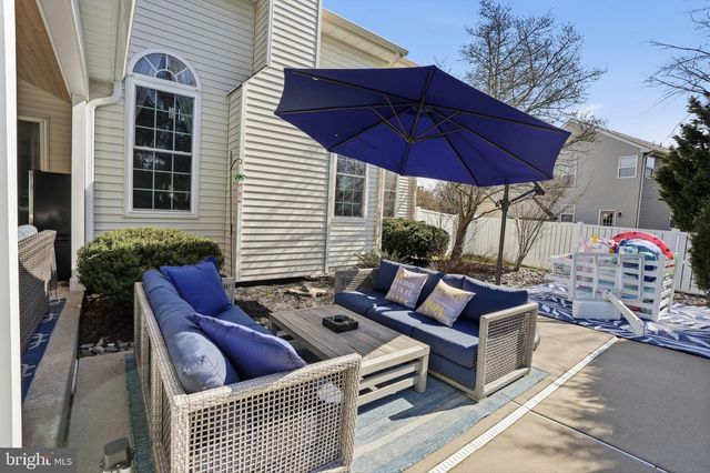 930 RED COAT FARM DR, Chalfont, PA 18914