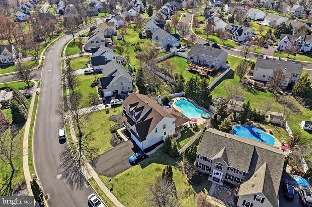 930 RED COAT FARM DR, Chalfont, PA 18914