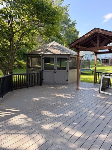 310 Chesterfield Lane, Vernon Hills, IL 60061