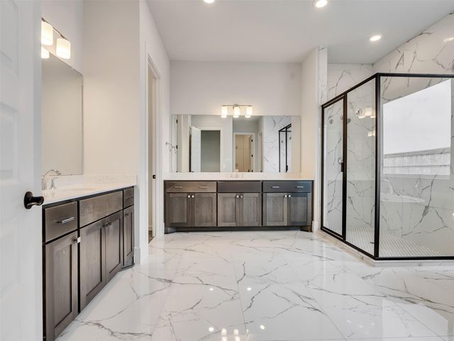 10322 Forest Lake Drive, Missouri City, TX 77459
