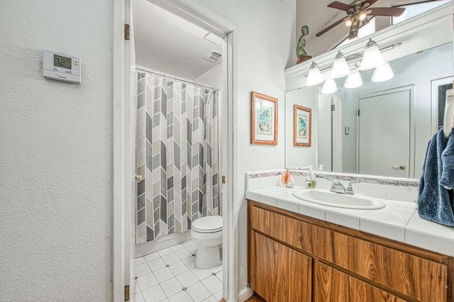 345 Sylmar Avenue, Clovis, CA 93612