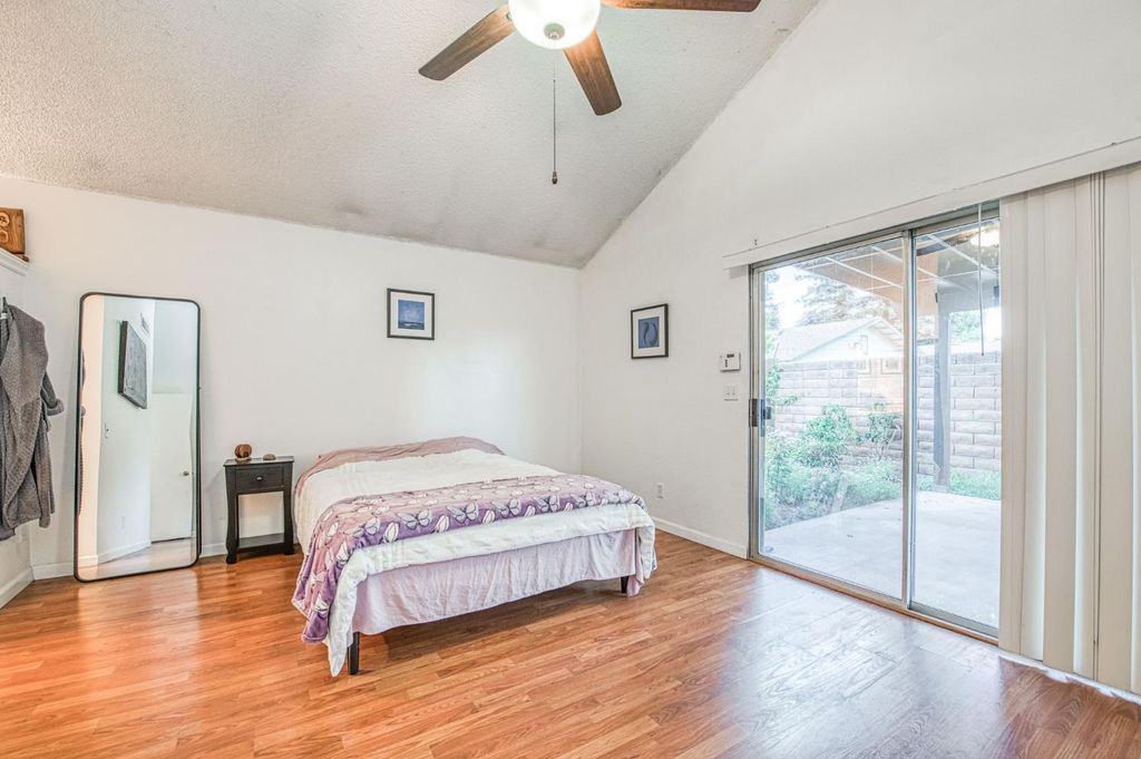 Image 23 of property listing at 345 Sylmar Avenue, Clovis, CA 93612