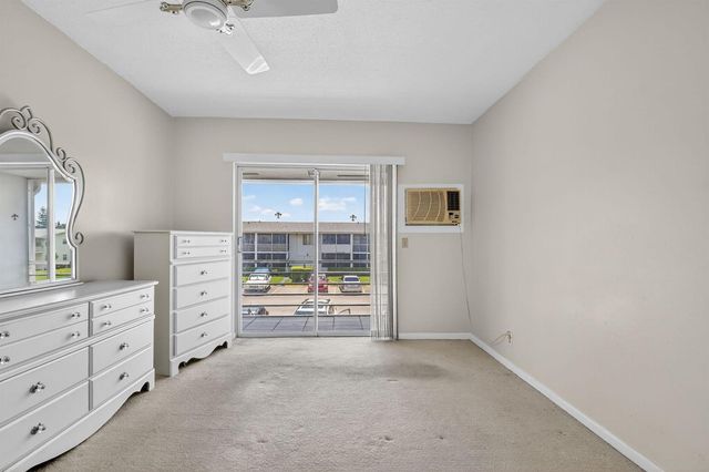 162 EASTHAMPTON G, West Palm Beach, FL 33417