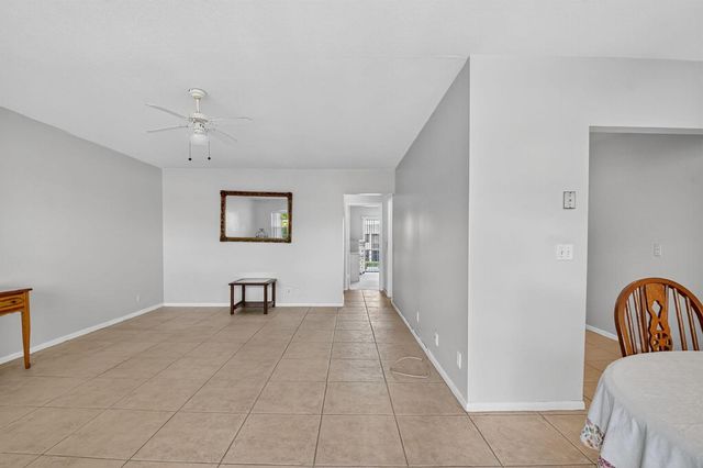 162 EASTHAMPTON G, West Palm Beach, FL 33417