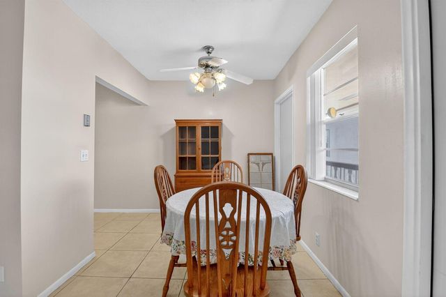 162 EASTHAMPTON G, West Palm Beach, FL 33417