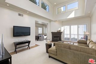132 S MAPLE Drive PH4, Beverly Hills, CA 90212