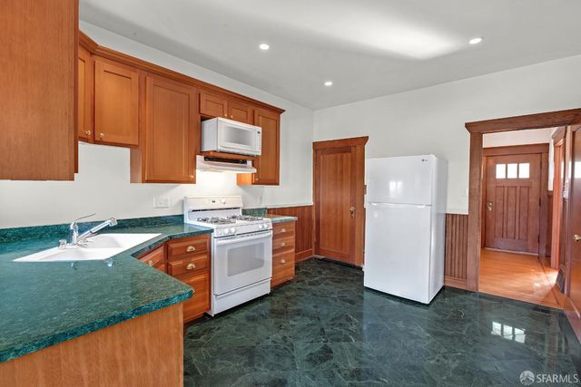 134 Sears Street, San Francisco, CA 94112