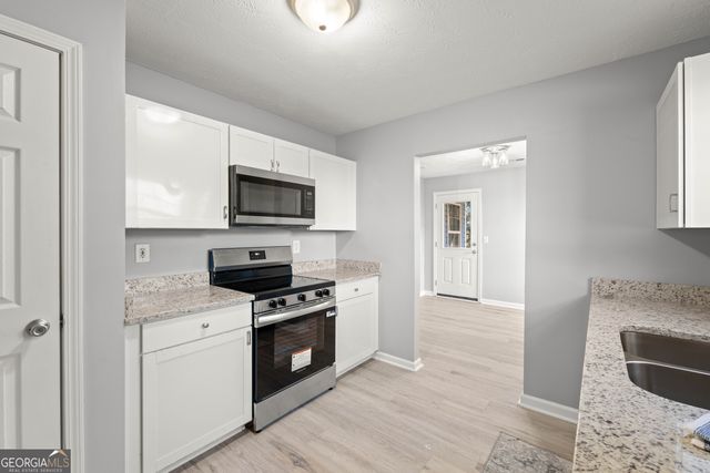 83 Sydney Woods Drive, Forsyth, GA 31029