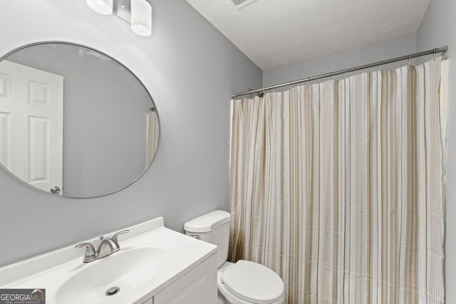 83 Sydney Woods Drive, Forsyth, GA 31029