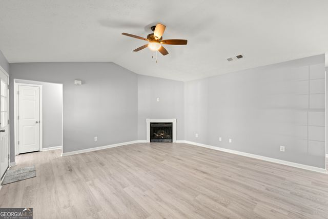 83 Sydney Woods Drive, Forsyth, GA 31029