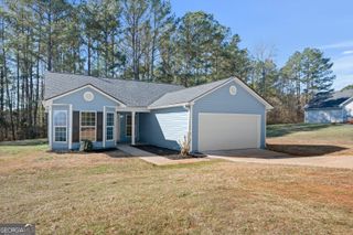 83 Sydney Woods Drive, Forsyth, GA 31029