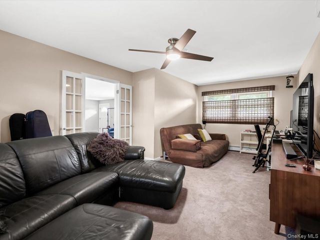 7 Sharon Avenue, East Setauket, NY 11733