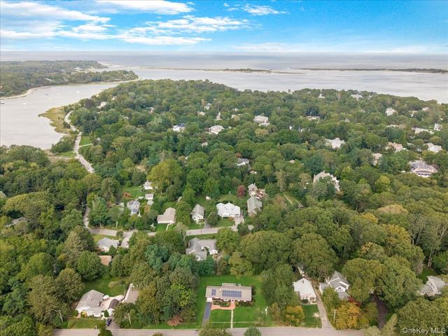 7 Sharon Avenue, East Setauket, NY 11733