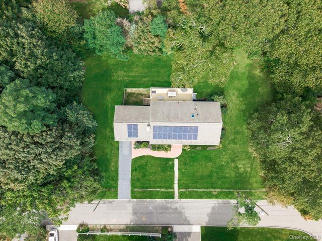 7 Sharon Avenue, East Setauket, NY 11733