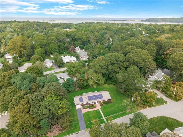 7 Sharon Avenue, East Setauket, NY 11733