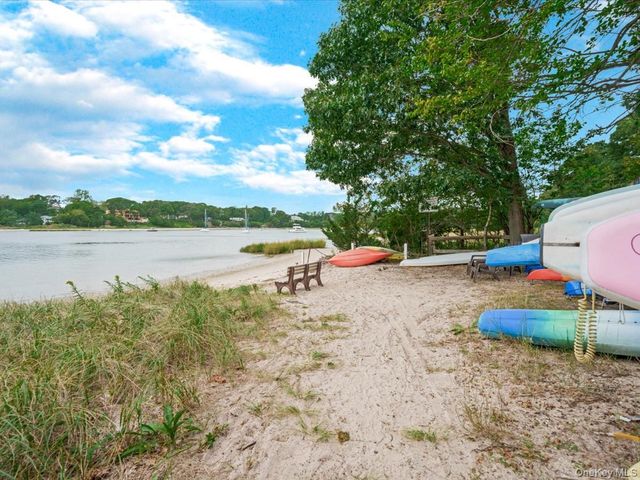 7 Sharon Avenue, East Setauket, NY 11733