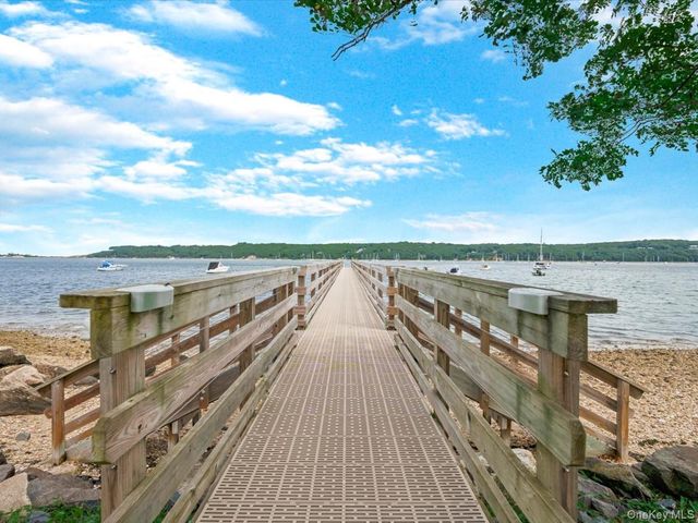 7 Sharon Avenue, East Setauket, NY 11733