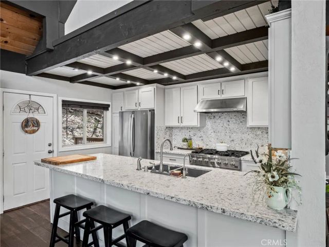 1147 Twin Lakes, Wrightwood, CA 92397