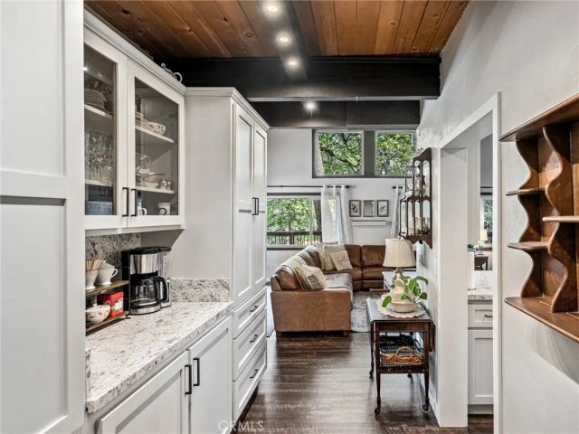 1147 Twin Lakes, Wrightwood, CA 92397