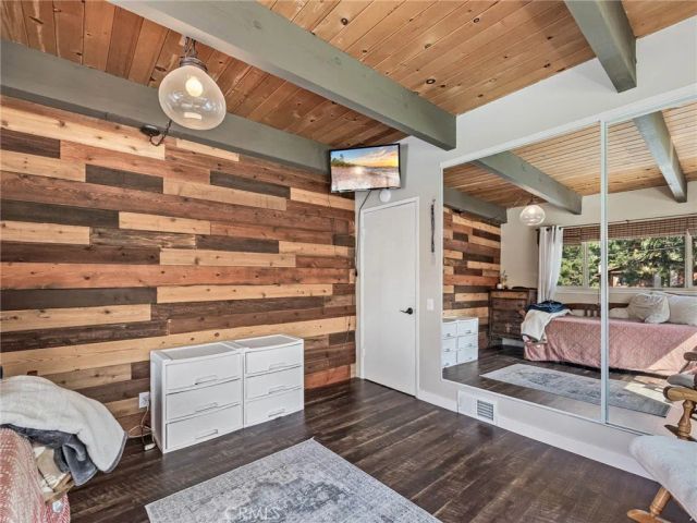 1147 Twin Lakes, Wrightwood, CA 92397