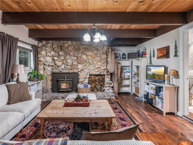 1147 Twin Lakes, Wrightwood, CA 92397