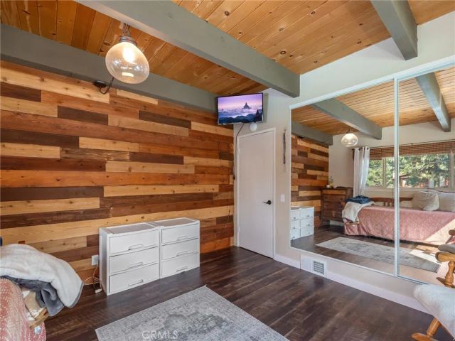 1147 Twin Lakes, Wrightwood, CA 92397