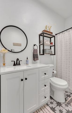 105 Riverside Dr, Columbia, TN 38401