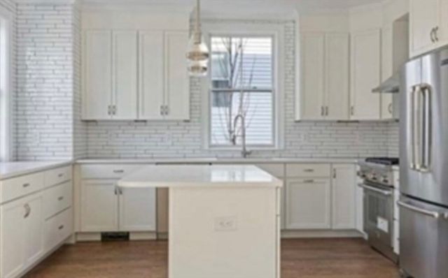 17 Porter St 1, Somerville, MA 02143