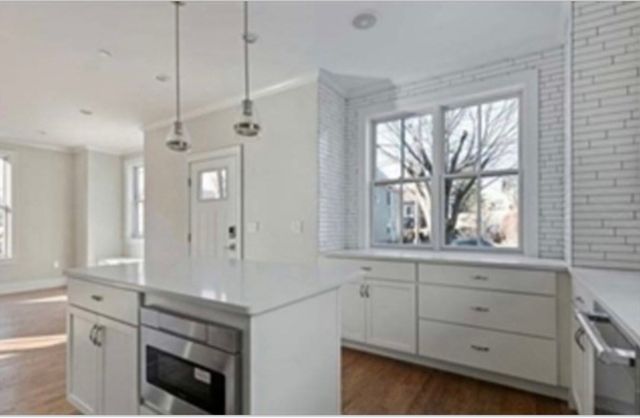 17 Porter St 1, Somerville, MA 02143