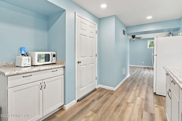 5103 Fox Run Rd, Buckner, KY 40010