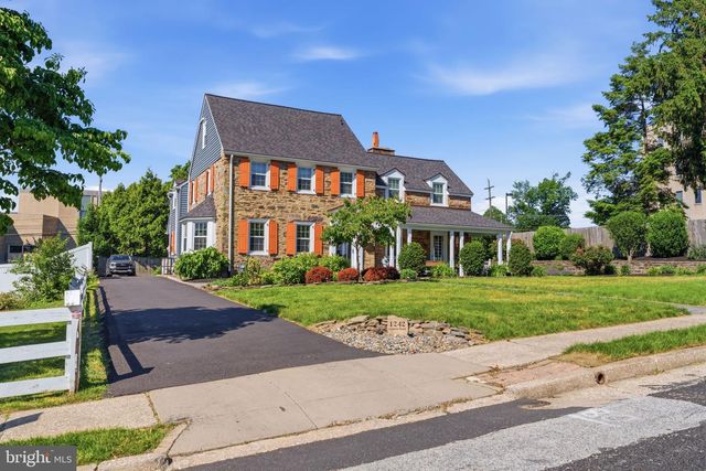 1242 GORDON RD, Jenkintown, PA 19046