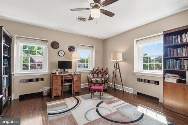 1242 GORDON RD, Jenkintown, PA 19046