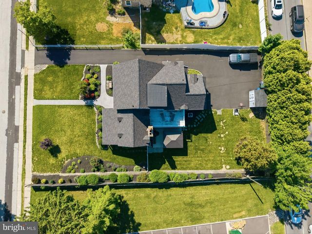 1242 GORDON RD, Jenkintown, PA 19046