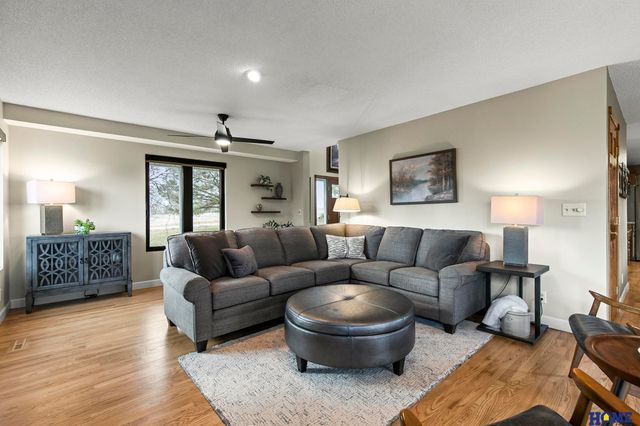 2212 S 96th Road, Firth, NE 68358