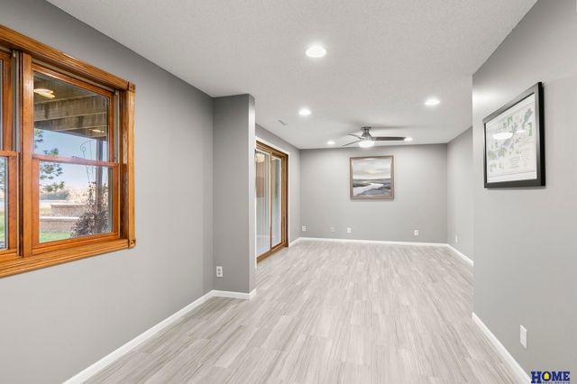 2212 S 96th Road, Firth, NE 68358