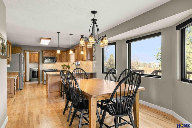 2212 S 96th Road, Firth, NE 68358