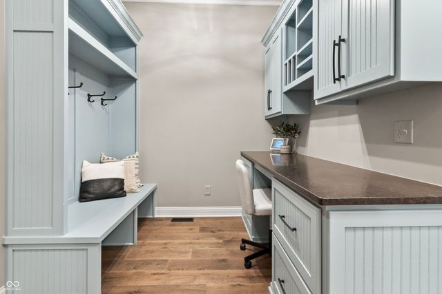 10704 Club Chase, Fishers, IN 46037