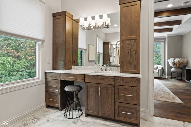 10704 Club Chase, Fishers, IN 46037