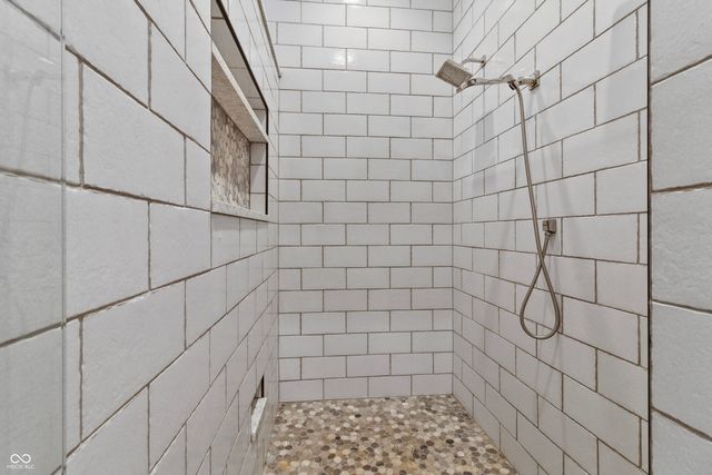 10704 Club Chase, Fishers, IN 46037