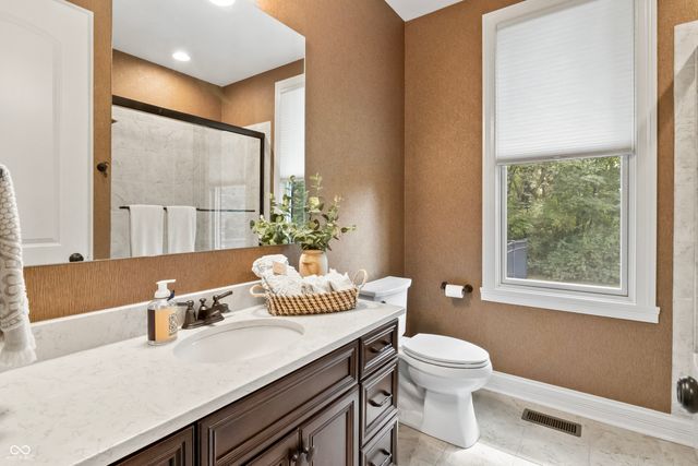 10704 Club Chase, Fishers, IN 46037