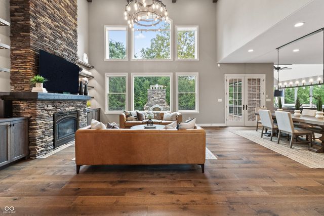 10704 Club Chase, Fishers, IN 46037