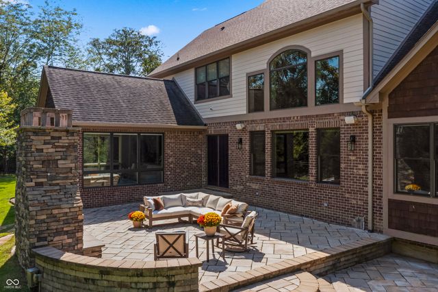 10704 Club Chase, Fishers, IN 46037