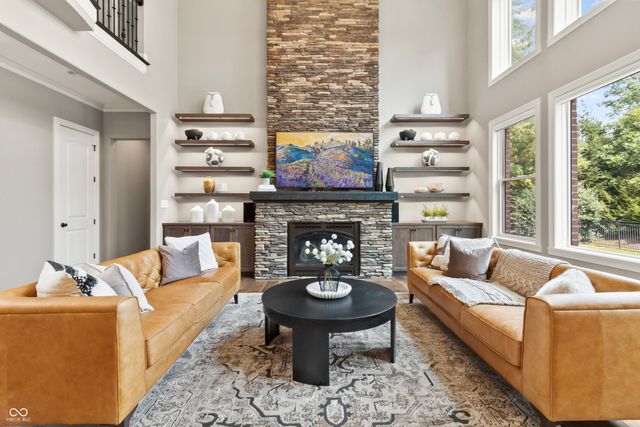 10704 Club Chase, Fishers, IN 46037