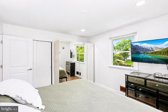 14 WARDMAN AVE, Ewing, NJ 08638